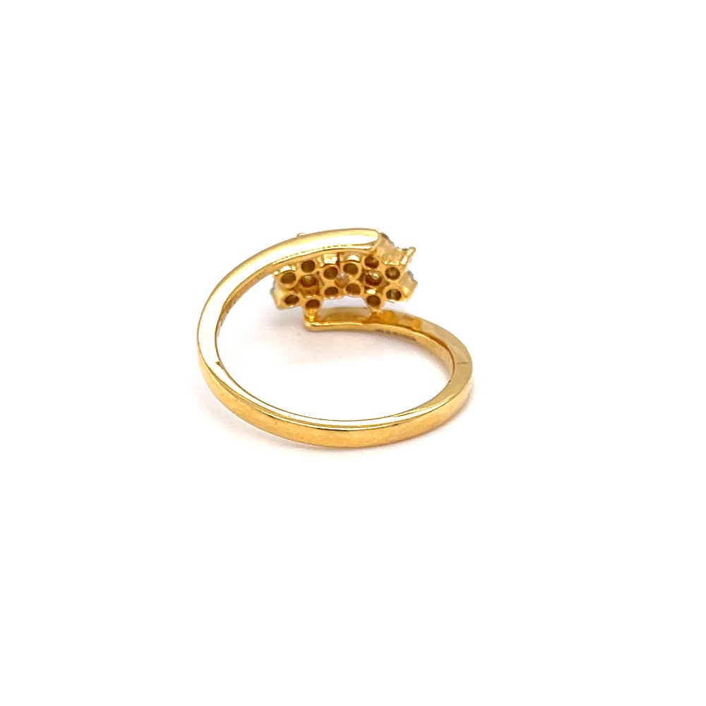 Two flower with cross band in 18k hallmark yellow gold